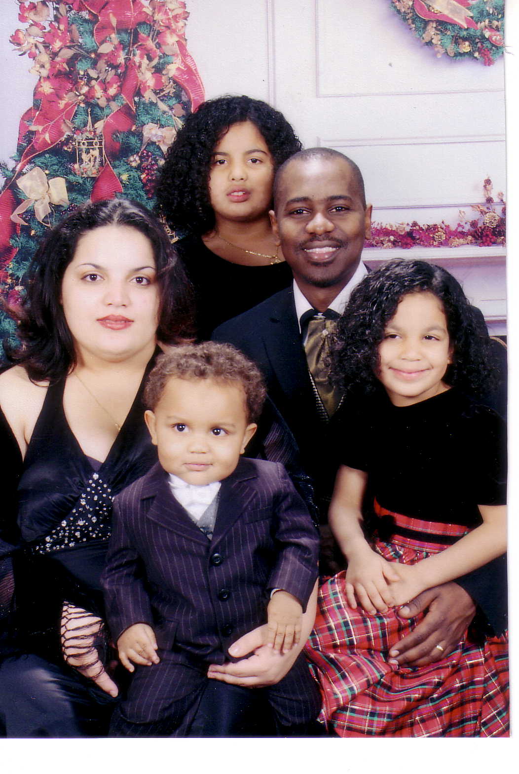 Mr and Mrs. Tugume and Family (Destiny, Precious and Joshua)